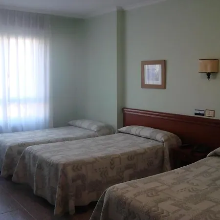 Avenida Centro 3*