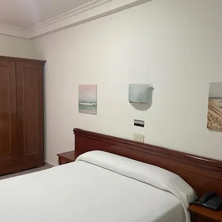 Guest house Avenida Gijon Centro Gijon